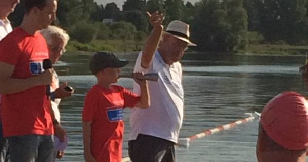 Hevig onweer trekt een streep door eerste Night Swim in Lith voor het goede doel - BD.nl