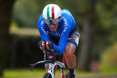 Jury diskwalificeert Moscon na 'liften'