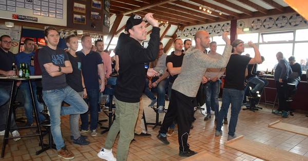 Liever darten dan in de polonaise bij SKNWK in Nieuwerkerk