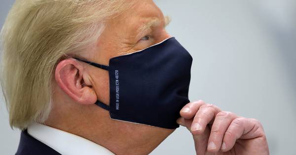 Far too heavy, well into his 70s: how much danger is Trump now that he’s infected?  |  Abroad