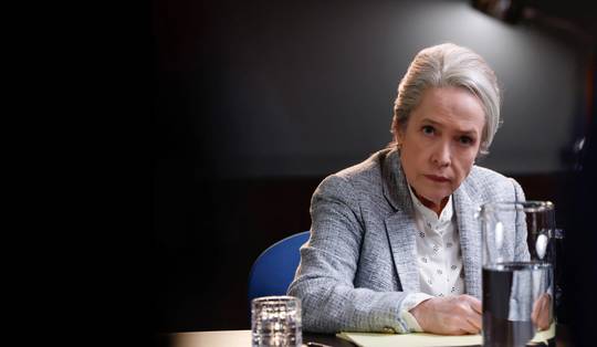 De onzichtbaarheidsmantel als superkracht: een bejaarde Kathy Bates steelt de show in ‘Matlock’