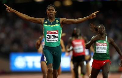 Semenya oppermachtig op 800 meter