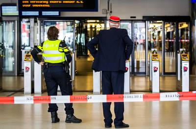 NS na steekpartij: kom niet naar Amsterdam Centraal