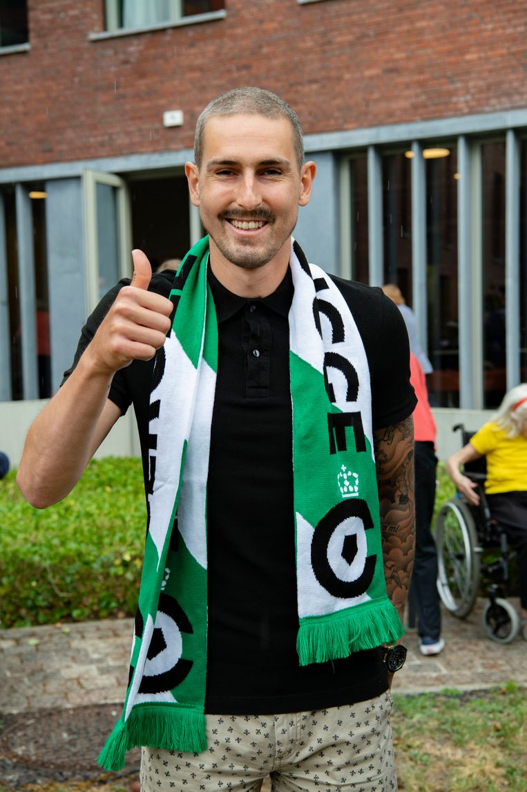 Miguel Van Damme - Cercle Brugge geeft Miguel Van Damme nieuw contract ... : He comes from cercle's youth team.