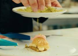 Na de crompouce, de cronut en de tacro is er nu de... baklouce! 