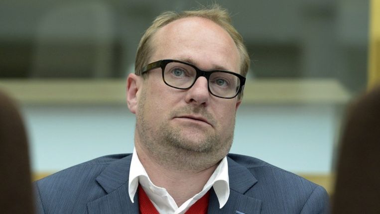 Ben Weyts (N-VA) wil automatisch remsysteem op rampspoorlijn Buizingen | Binnenland | Nieuws | HLN