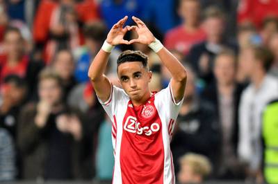 Ajacied Nouri stort neer met hartproblemen bij oefenduel