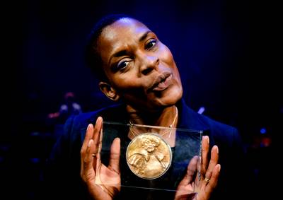 Romana Vrede schuift als eerst aan in Zomergasten