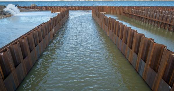 Bouwput getijdencentrum vijf maanden onder water