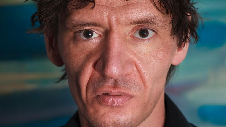 Tweede Roman Peter Buwalda Acht Jaar Na Bonita Avenue Komt Hij Met Eerste Deel Van Een Trilogie De Volkskrant