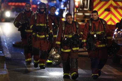 Vuurexplosie verwoest appartementencomplex in Parijs