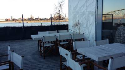 Nieuwe uitbater in leegstaand restaurant aan Waalkade