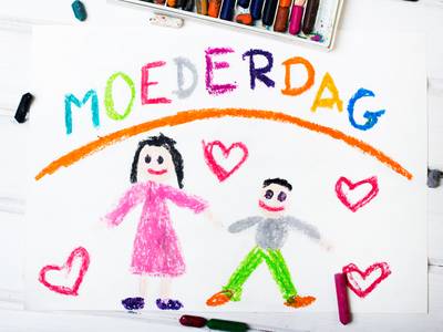 Kleuters op Nijmeegse school maken geen cadeau voor Moederdag: juf is te druk