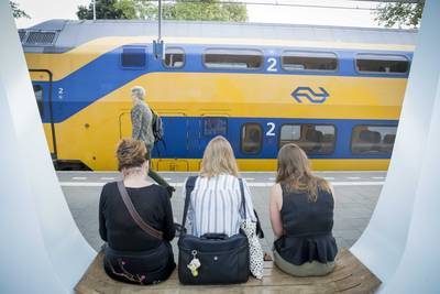 NS: Drie treinen uitgevallen door staking op station Arnhem