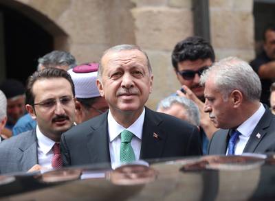 Turkse overheid zet scholen op in Nederland