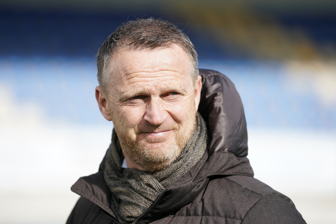 Van den Brom en zijn assistent niet meer op trainingsveld bij Utrecht