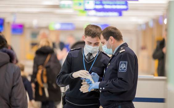 Waarom mondmaskers een slecht idee zijn en corona nog altijd geen pandemie is