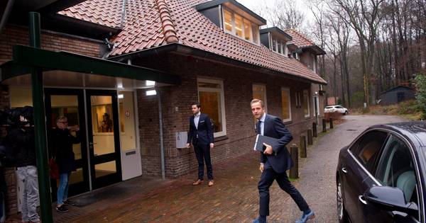 Minister De Jonge: 'Doorstart Hoenderloo Groep niet reëel' - De Stentor