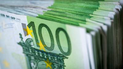 Hoekstra pakt foutief gebruik uitzonderingsregel bonussen aan