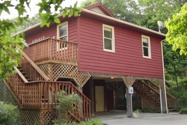 Beachfront Bargain Hunt