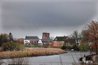 Denkend aan Holland vaart over Linge en Korne