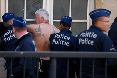 Tientallen arrestaties bij verboden extreemrechtse betoging Brussel