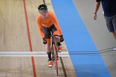 Lamberink prolongeert titel 500 meter tijdrit