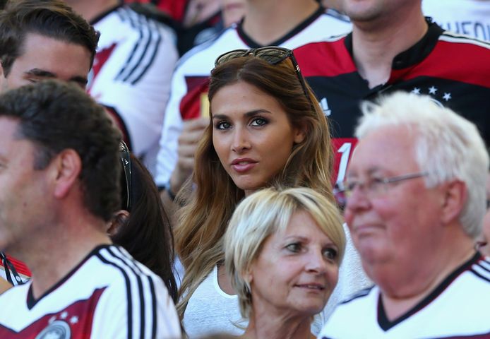Iedereen Kent Nu De Vriendin Van Mario Gotze Toch Voetbal Hln Be