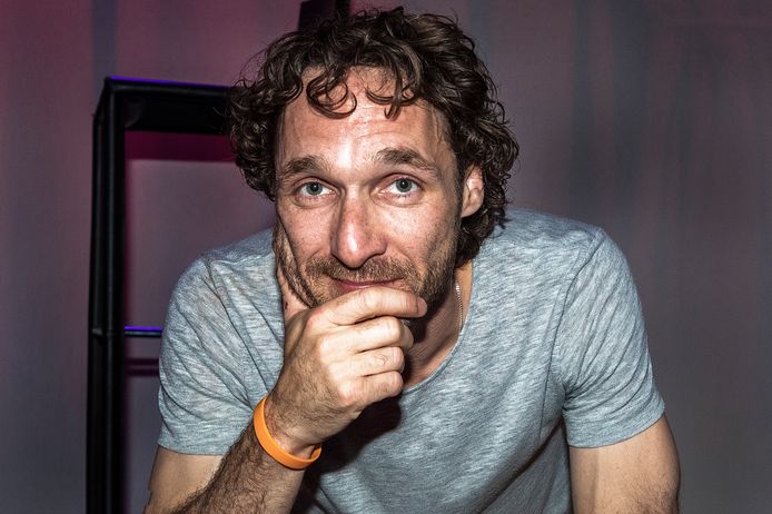 De Dijk en Javier Guzman naar Flora Theater | Alphen | AD.nl