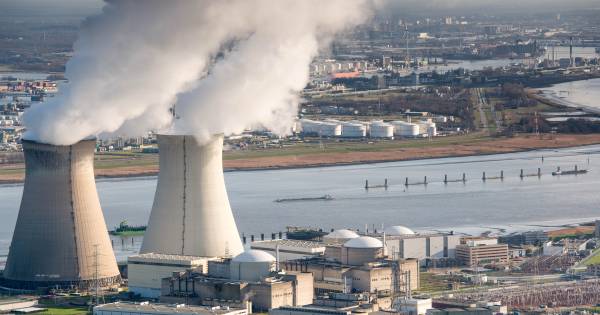 Atoomwaakhond: kerncentrales Doel 1 en 2 kunnen tot 2025 mee | Zeeuws-Vlaanderen - PZC