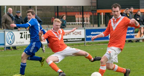 Gelegenheidsteam SV Angeren frustreert SC Veluwezoom