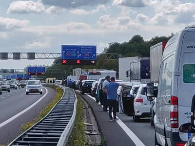 Verkeer op snelwegen rond Arnhem muurvast na ongevallen