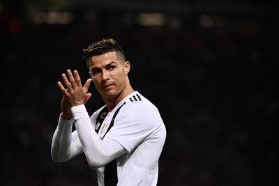 ‘Cristiano Ronaldo koopt duurste racebolide ter wereld’