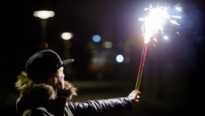 Nederlanders Kopen Voor 65 Miljoen Rotjes En Vuurpijlen Algemeen Gelderlander Nl