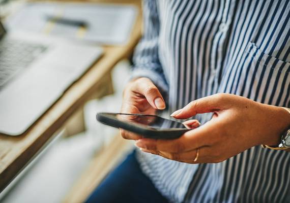 Zó kun je een WhatsApp-berichtje al lezen, zonder dat de afzender het ziet