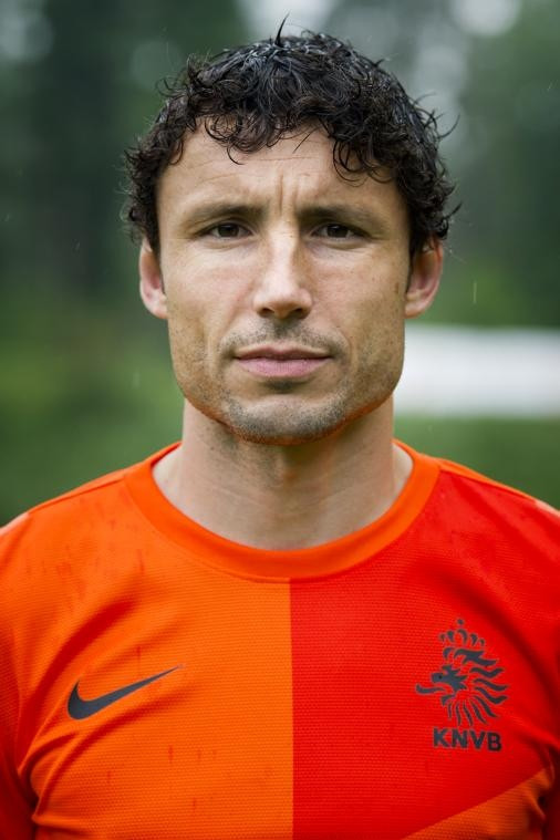 Van Bommel versus De Jong | Foto | ed.nl