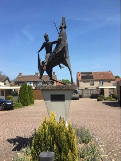 Ook paard in Lobith van sokkel: ‘vandalismegevoelig’