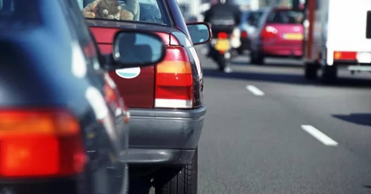 A27 dicht door ongeluk met drie voertuigen ter hoogte van Hank.
