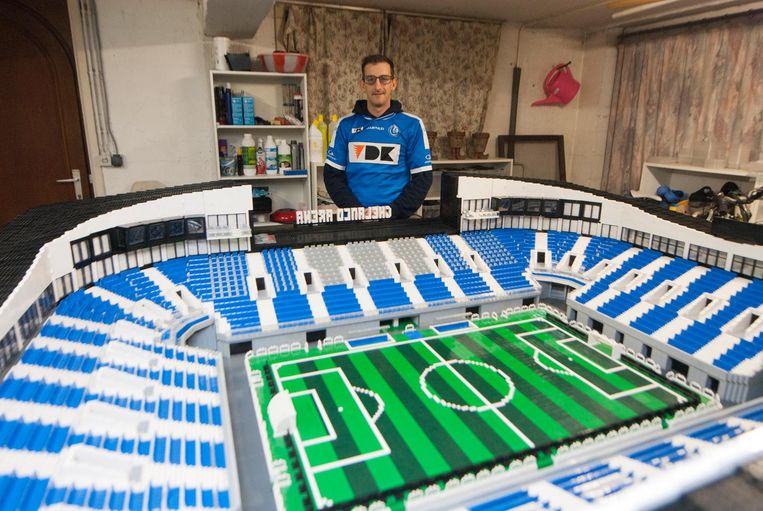 Fan Aa Gent Bouwt Twee Jaar Aan Ghelamco Arena In Lego Gent In De Buurt Hln