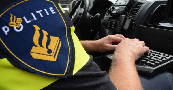 Fietser raakt gewond na passeren auto in Sirjansland