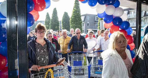 Christenen verzetten zich tot laatste snik tegen koopzondagen in Twenterand - Tubantia