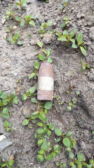 Oud ijzer in Veenendaalse achtertuin blijkt bom uit Tweede Wereldoorlog te zijn