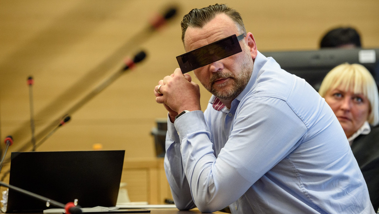 Proces tegen Pegida-chef Lutz Bachmann begonnen | De Morgen
