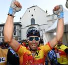 Spanjaard Alejandro Valverde wordt op zijn 38ste wereldkampioen wielrennen