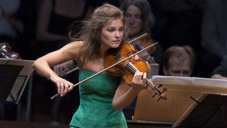 Янин янсен. Янин Янсен скрипачка. Janine Jansen скрипка. Янин Янсен (Нидерланды).