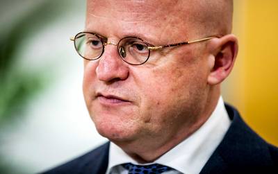 Grapperhaus: 'plea bargain' interessant idee