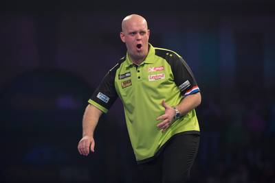 LIVE | Van Gerwen in recordtempo op matchpoint
