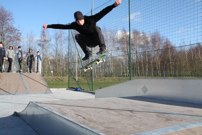 Houthulst Sluit Skatepark Tot Het Einde Van De Verlengde Herfstvakantie Houthulst Hln Be