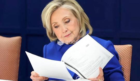 ▶ Video van Epstein-hoorzitting toont woedende Hillary Clinton na gelekte foto: ‘Ik ben er klaar mee’