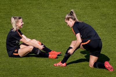 Voetbalsters met drie wijzigingen tegen Chili